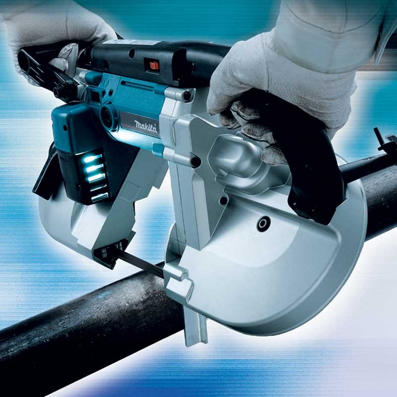 120 x 120 mm (4-3/4" x 4-3/4") 710 W Variable Speed Portable Band Saw with Light - Image 2