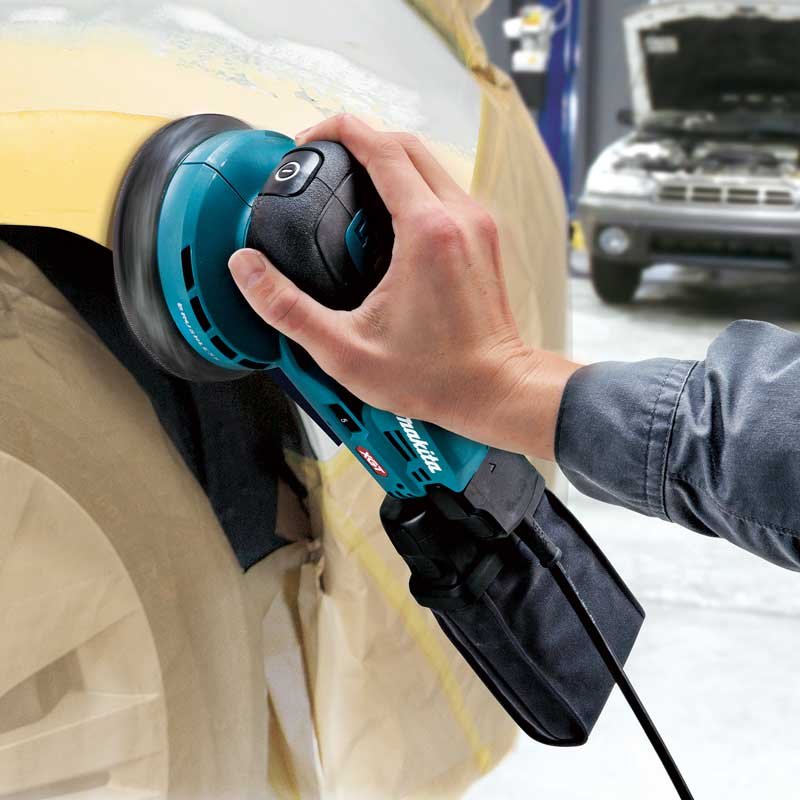 40Vmax XGT BL AWS 125 mm (5″) Battery Powered Variable Speed Random Orbit Sander with Built-In Dust Extraction System - Image 2