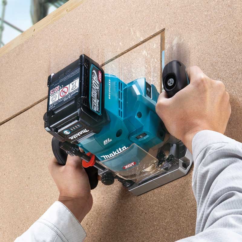 40Vmax XGT BL AWS Cordless 12 / – mm (- / 1/2″) 1,900 W Variable Speed Plunge Router with Electric Brake, Soft Start, Twin LEDs - Image 2