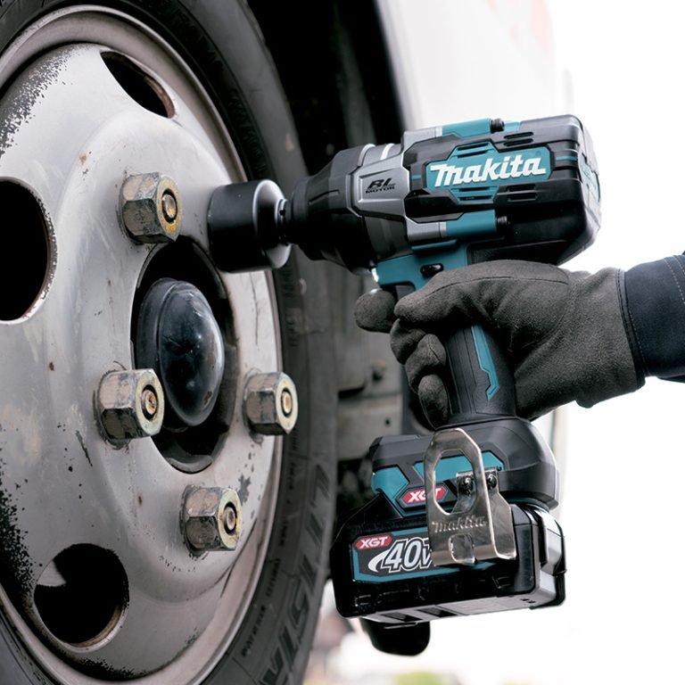 40Vmax XGT BL Cordless 1/2″ (12.7 mm) 1,700 N·m (1,250 ft.lbs.) Impact Wrench, Reverse Rotation Auto Stop Mode - Image 2