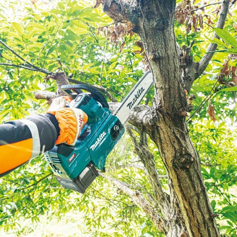 40Vmax XGT BL Brushless Cordless 25 cm (10″) Chain Saw Sprocket Nose Bar - Image 2