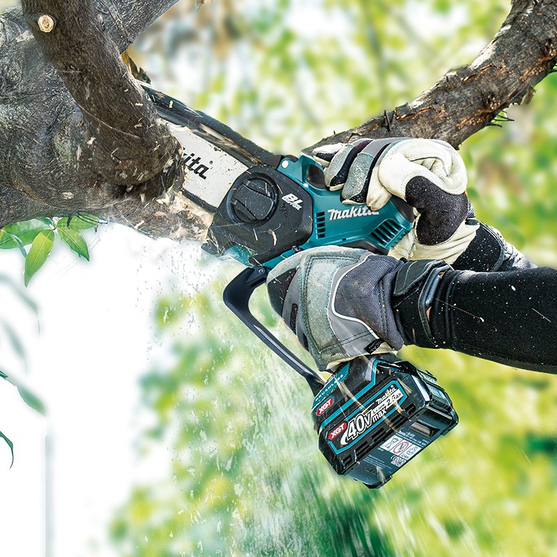 40Vmax XGT BL Cordless 150 mm (6″) Pruning Saw - Image 4