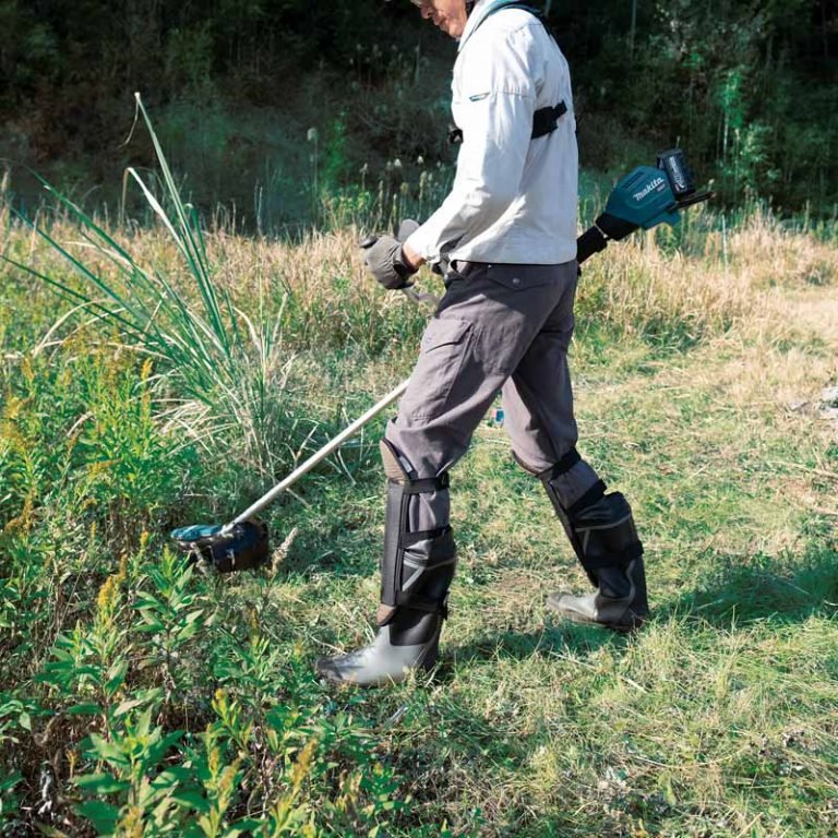 40Vmax XGT BL ADT AFT Cordless 3-Speed Grass Trimmer, Bike Handle - Image 2