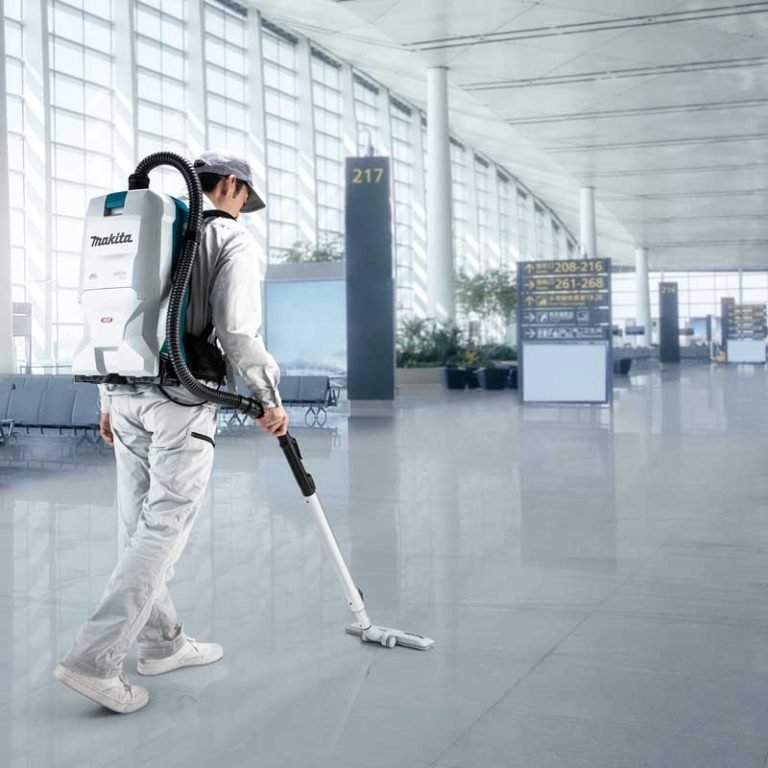 40Vmax XGT BL Brushless Cordless HEPA Backpack Vacuum Cleaner - Image 2