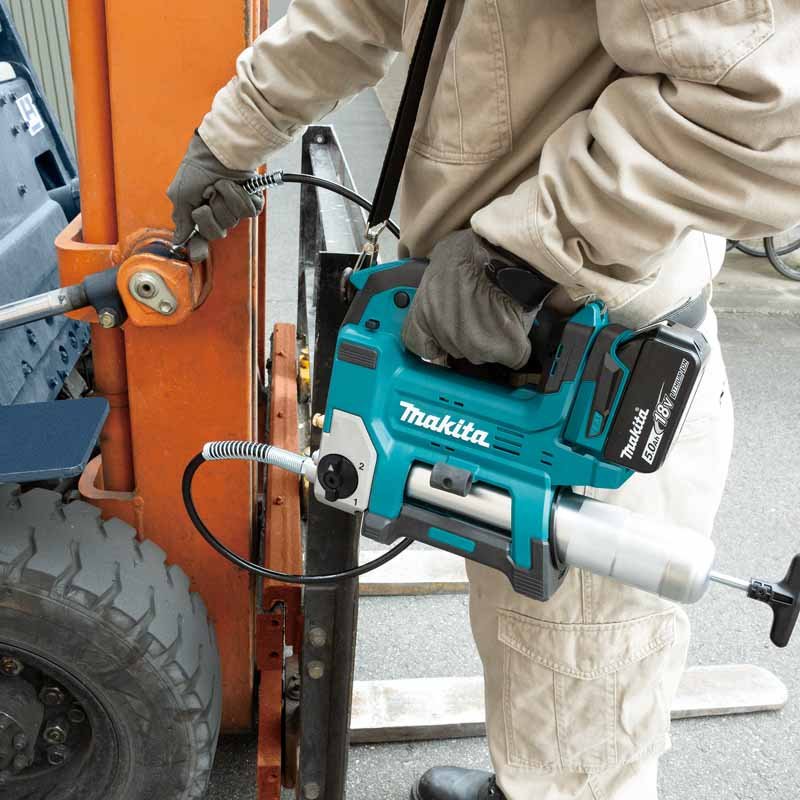 18V LXT Li-Ion Cordless Grease Gun - Image 2