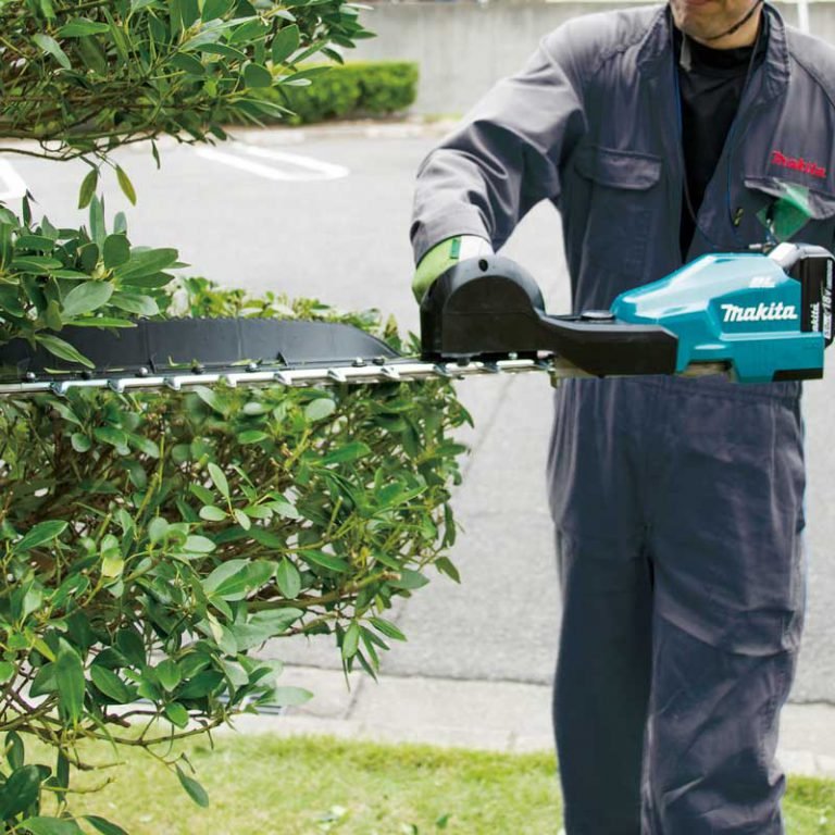 18V LXT BL Cordless 60 cm (23-5/8”) Hedge Trimmer - Image 2