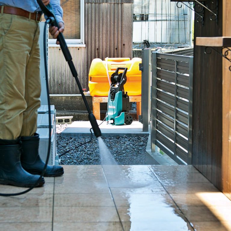 13 MPa (130 Bar) High Pressure Washer with Self-Priming Function - Image 2
