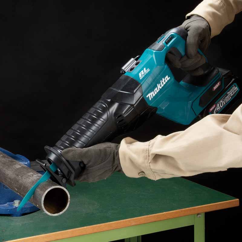 40Vmax XGT BL Brushless Cordless Recipro Saw - Image 2