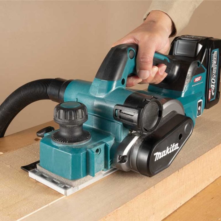 40Vmax XGT BL AWS Cordless 82mm (3-1/4″) Planer - Image 2
