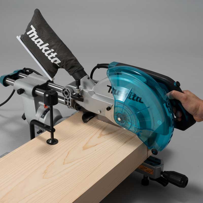 260 mm (10-1/4″) 1,450 W Slide Compound Miter Saw, LED Light with Cut Line Guide Function - Image 3